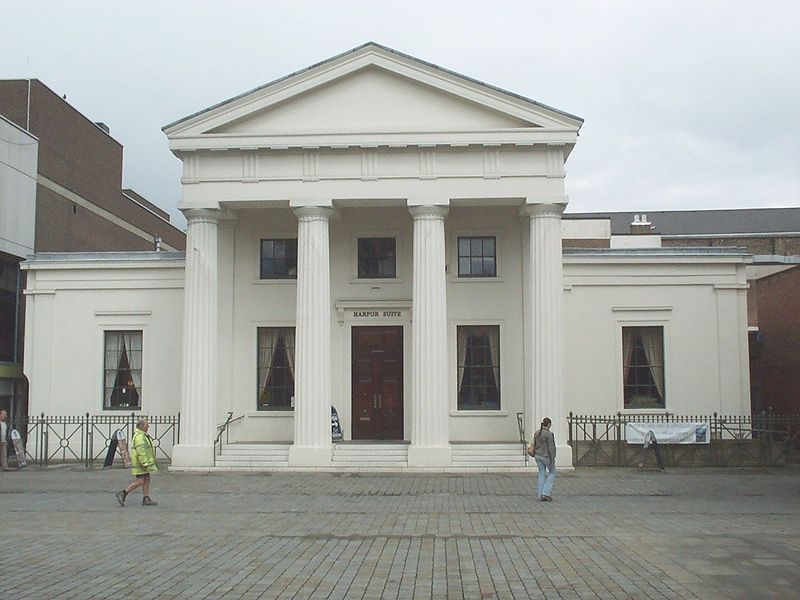 File:HarpurSuiteBedford.JPG