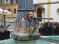 La Neuveville, Bannerträgerbrunnen, Plinthe.JPG
