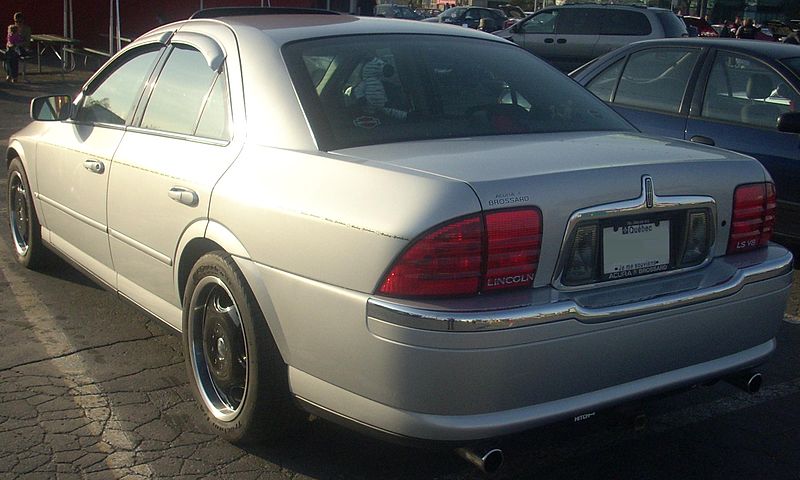 File:'00-'02 Lincoln LS V8 Rear (Orange Julep).jpg