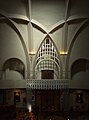 Newman College - Dining interior archway.JPG