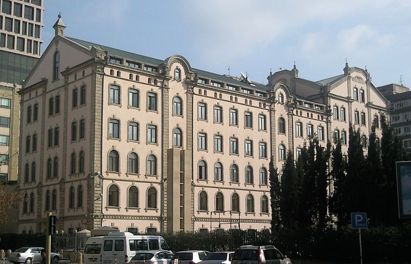 File:"Landmark" center in Baku.jpg