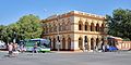 Murray Conservatorium with pedestrians, Albury NSW.jpg