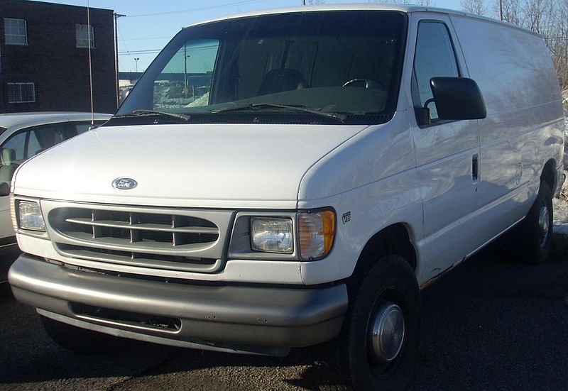 File:'00 Ford E-250.jpg